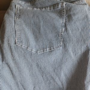 Size 26 plus striped blue and white capris